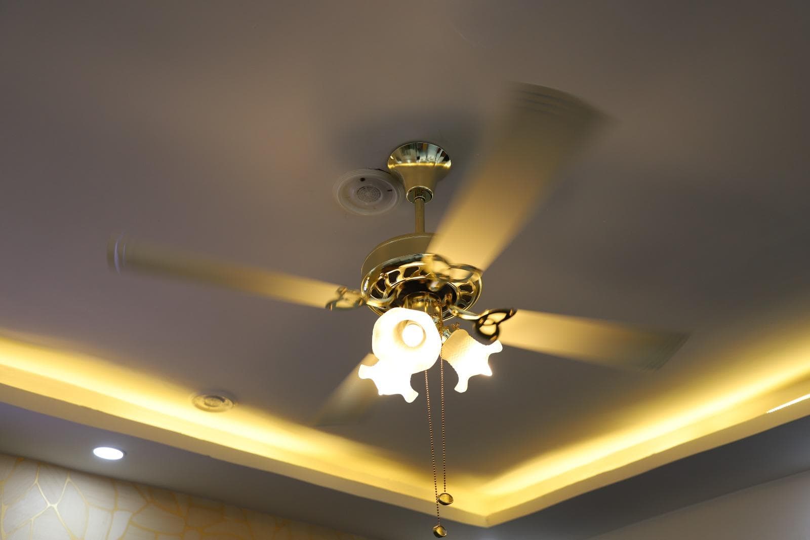 Opulent Inn By Lime Tree Hotels photo 2