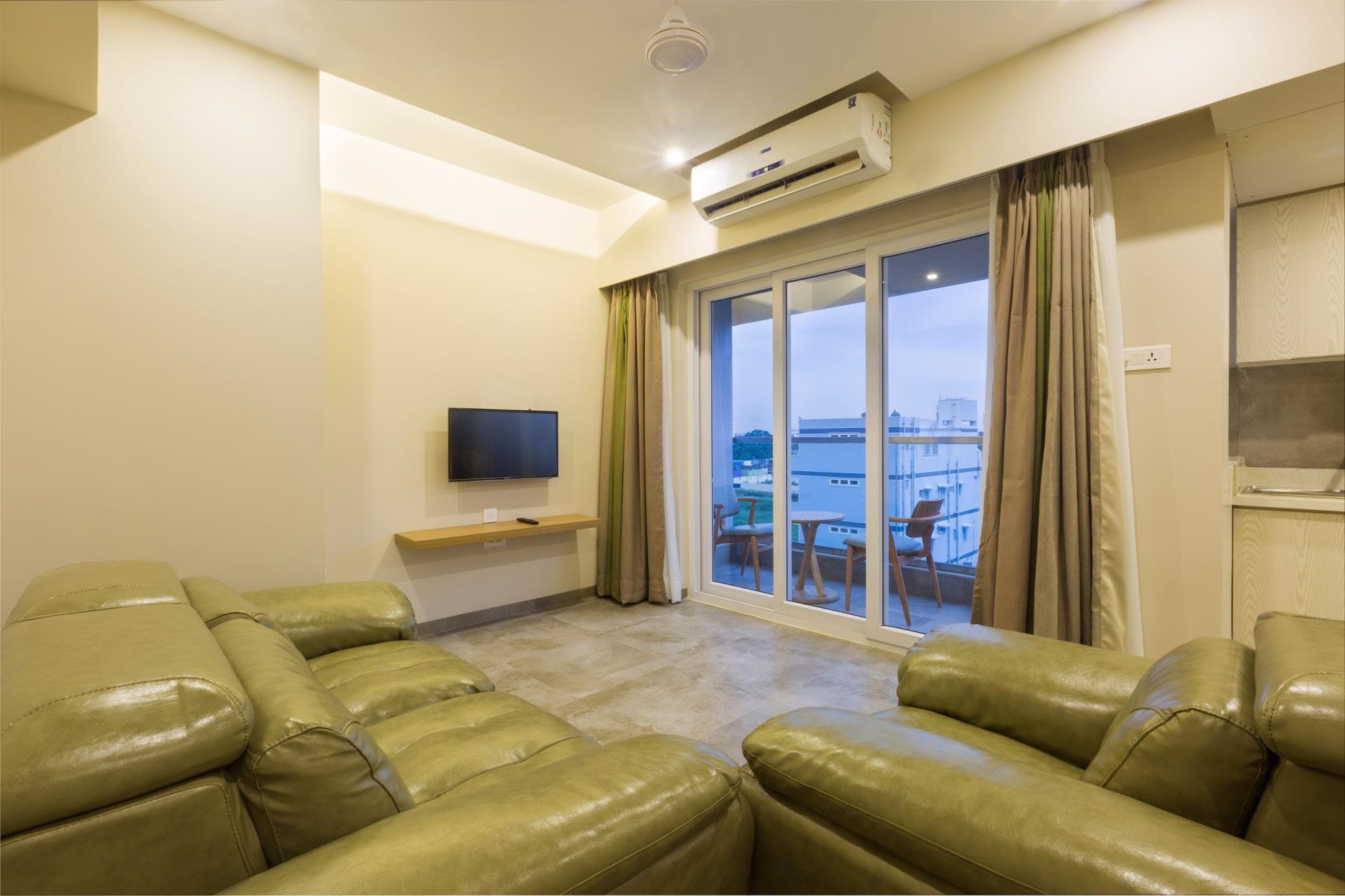 Floressa Randa Business Hotel photo 5