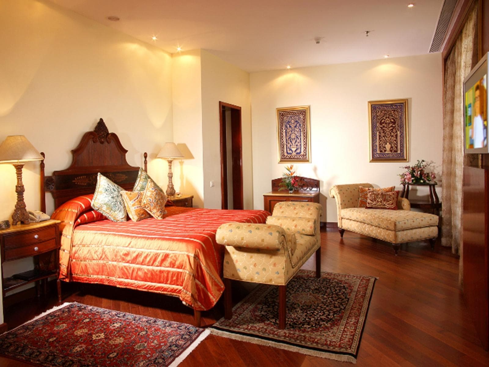 The LaLiT Mumbai photo 4