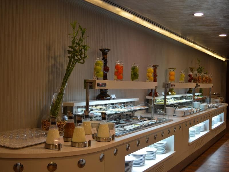 Wyndham Grand Istanbul Kalamis Marina Hotel photo 5