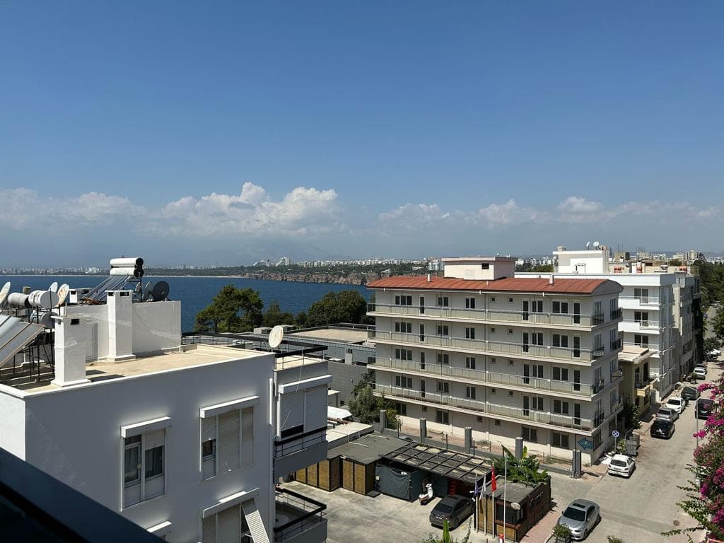 In The Middle Hotel photo 3