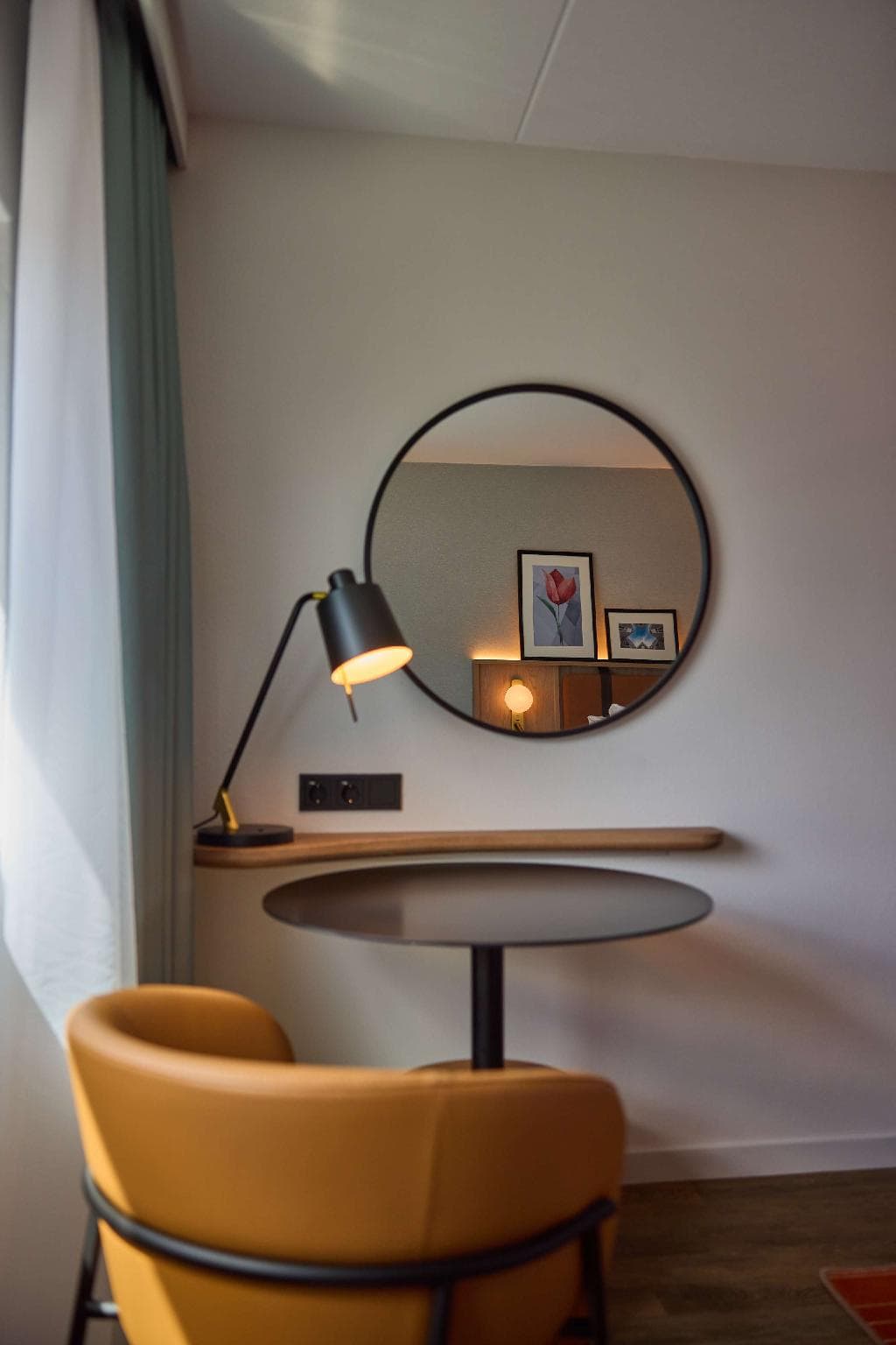 DoubleTree by Hilton Rotterdam Centre photo 2