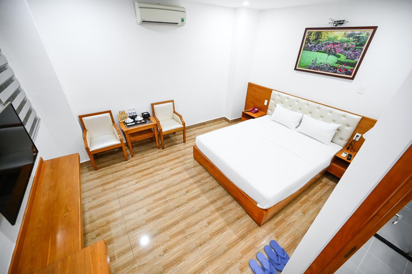 Vivian Airport Hotel Saigon photo 4