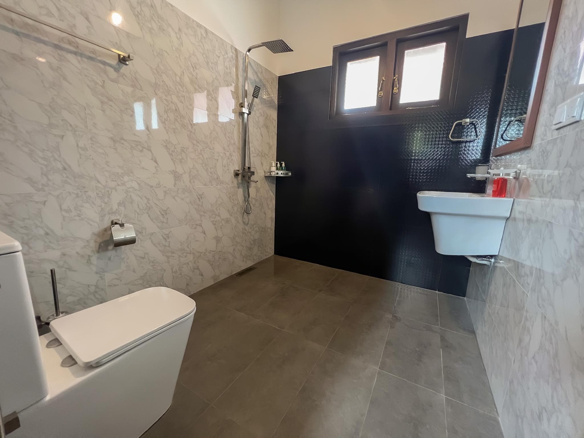 Lum Residence photo 5