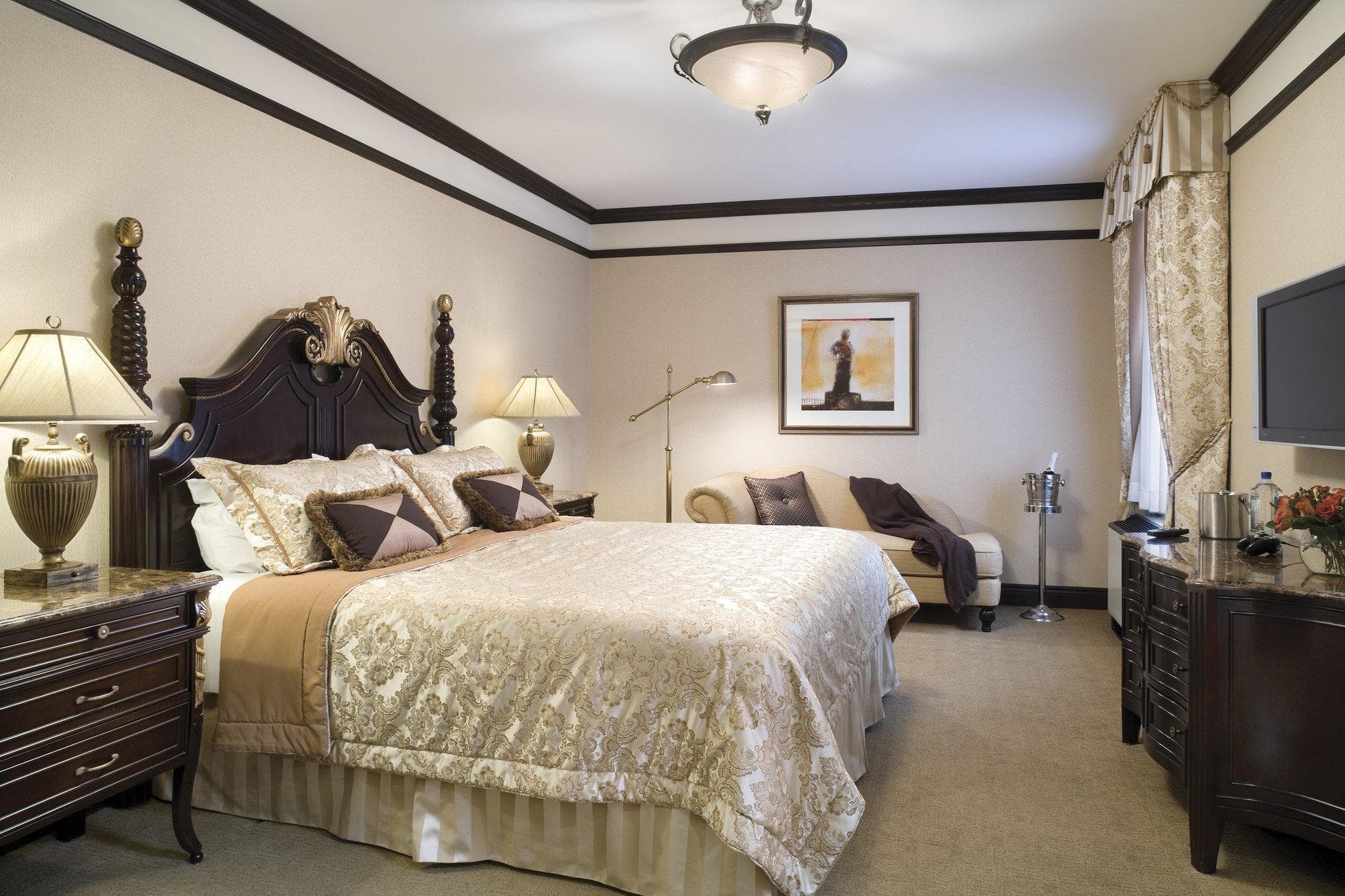 The Lucerne Hotel photo 4