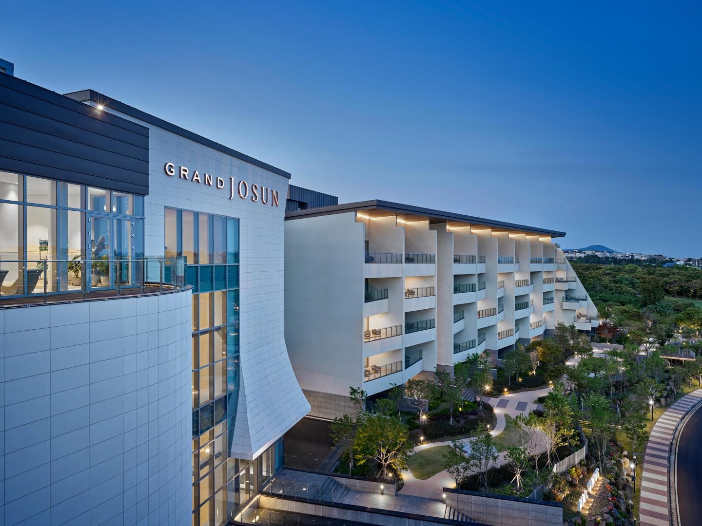 Grand Josun Hill Suite photo 3