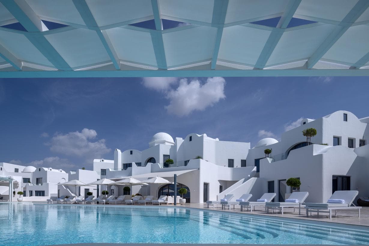 Anantara Retreat Santorini Abu Dhabi - Adults Only photo 5