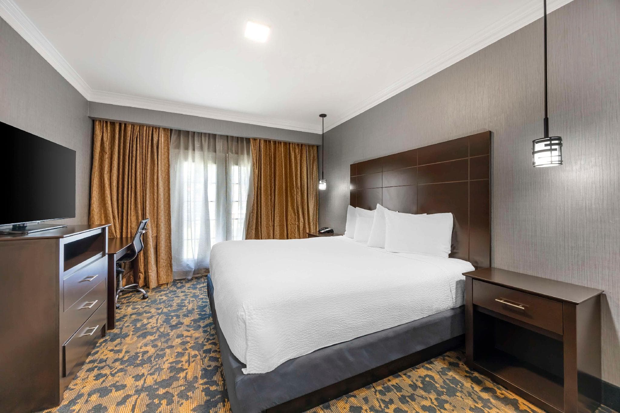 Best Western Brentwood photo 2