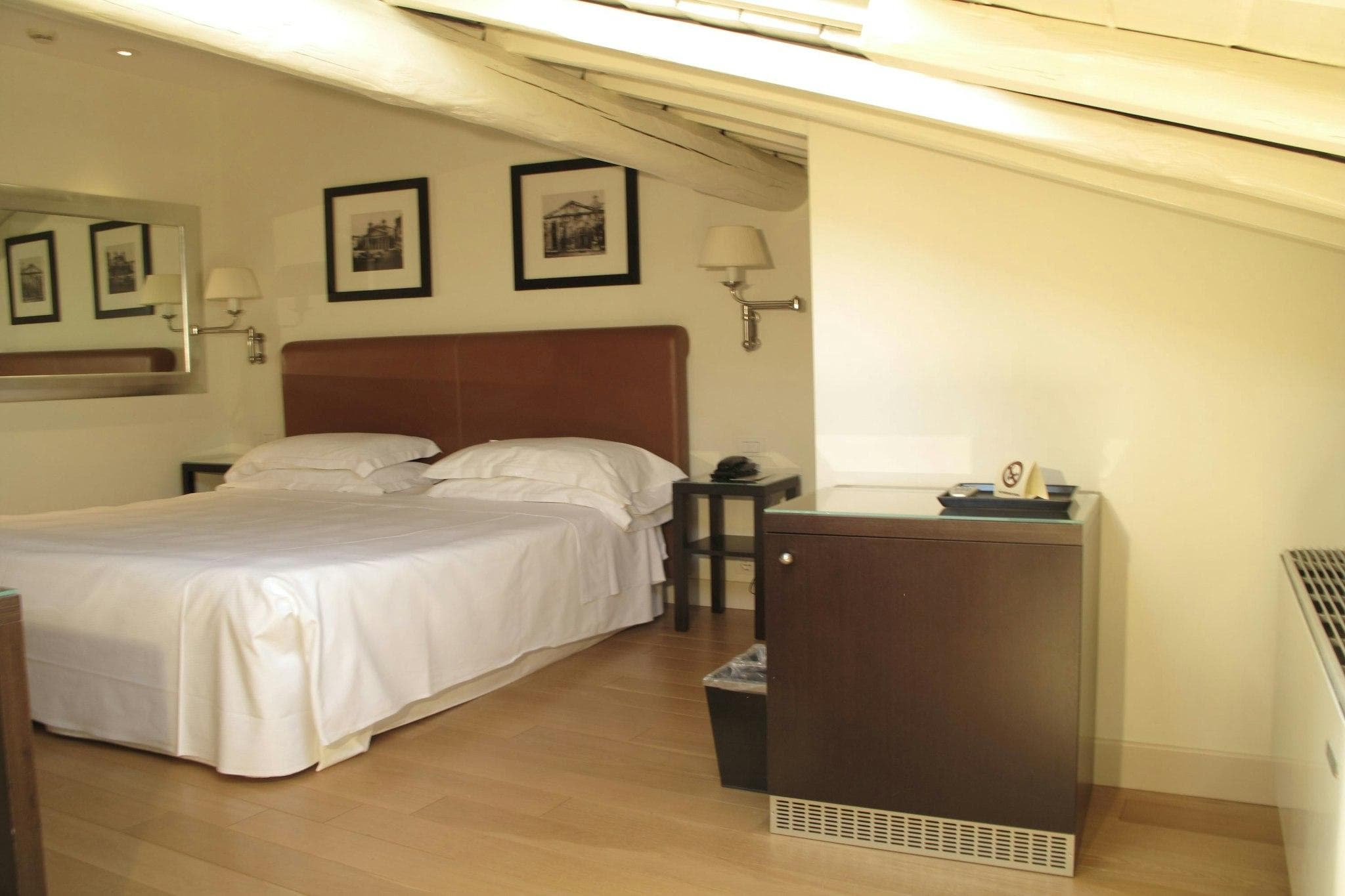 Hotel Albergo Santa Chiara photo 3