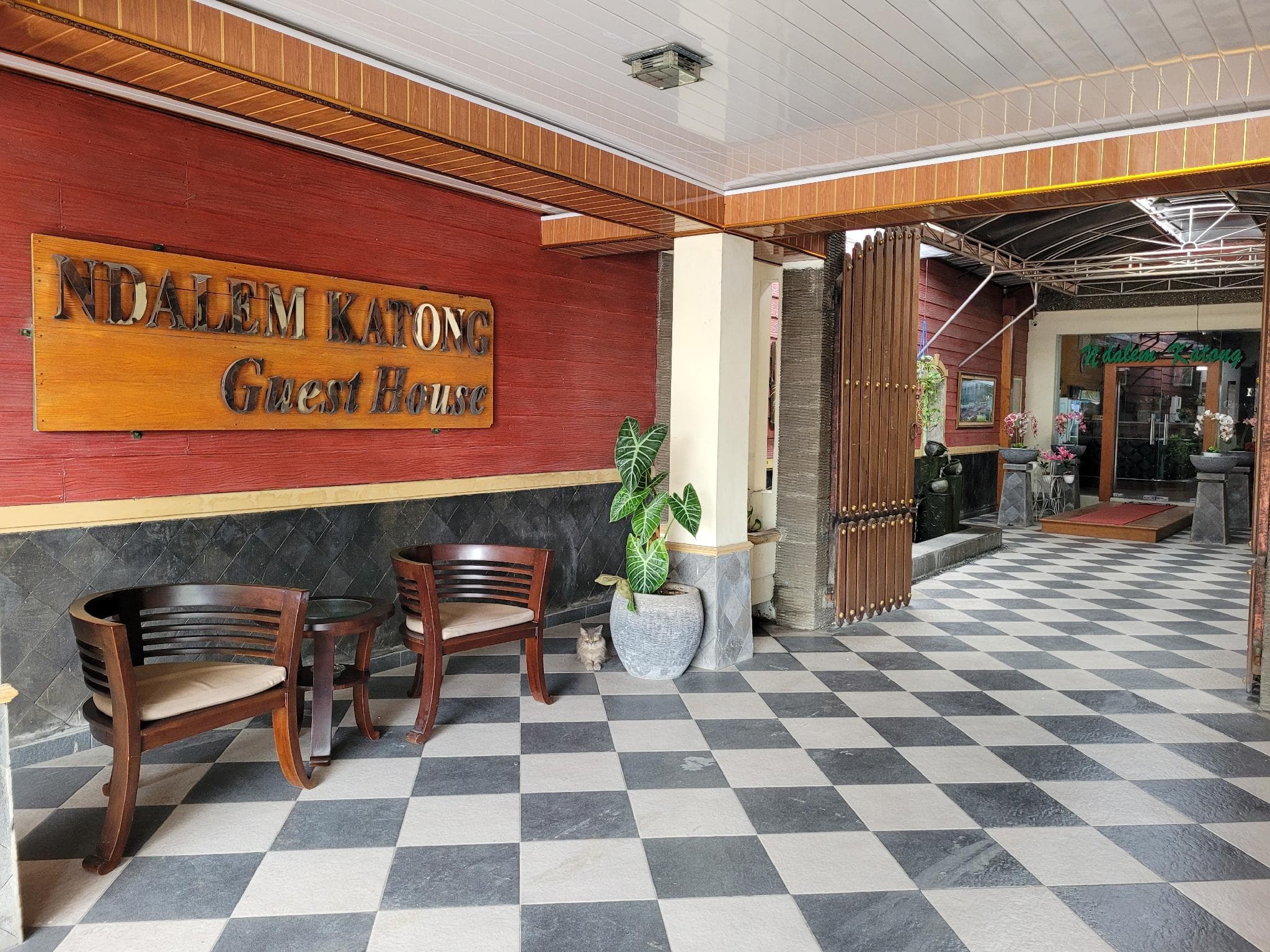 Ndalem Katong Guest House Ponorogo photo 4