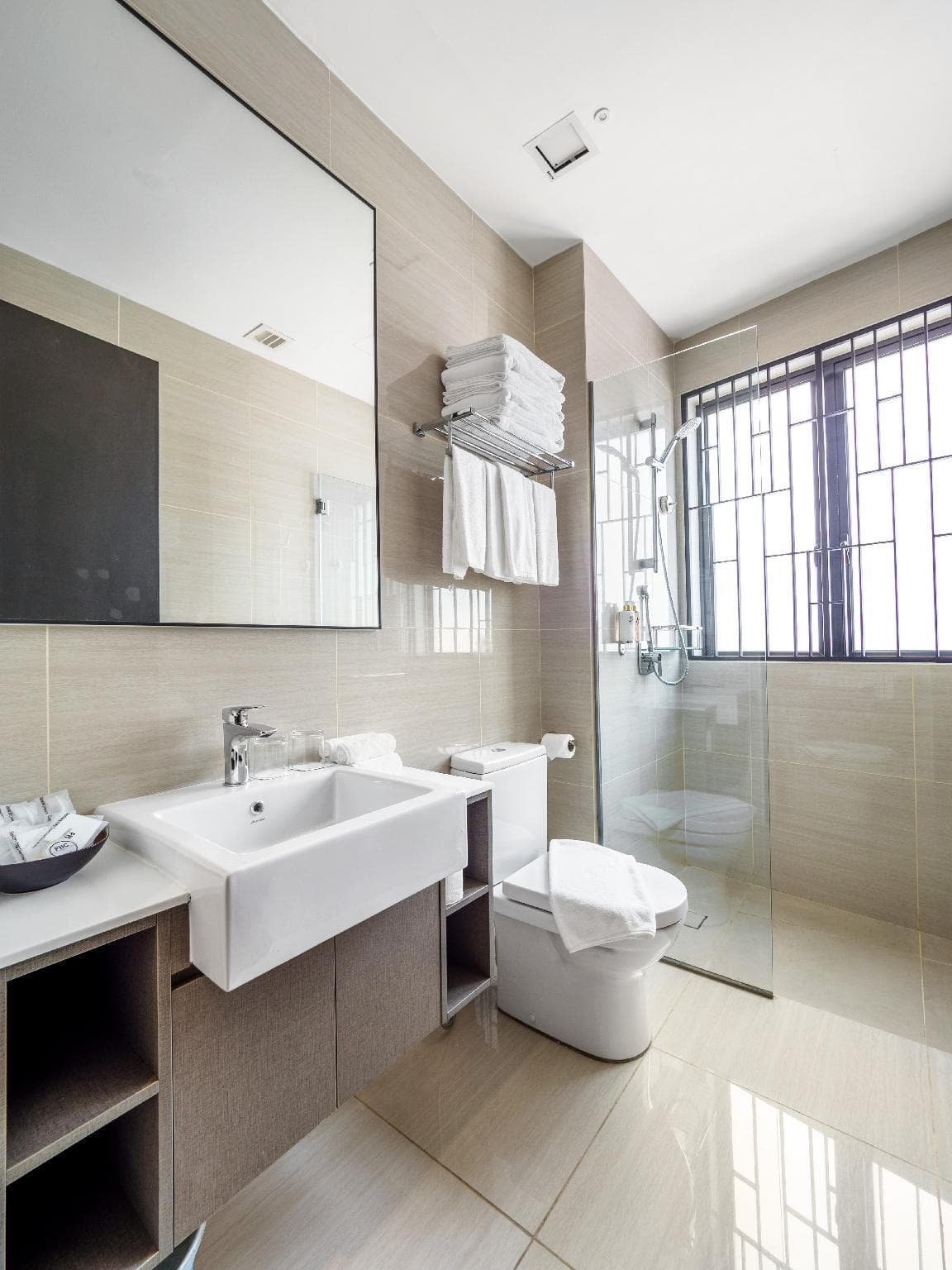 Hutton Suite Hotel Managed By The Ascott Limited photo 2