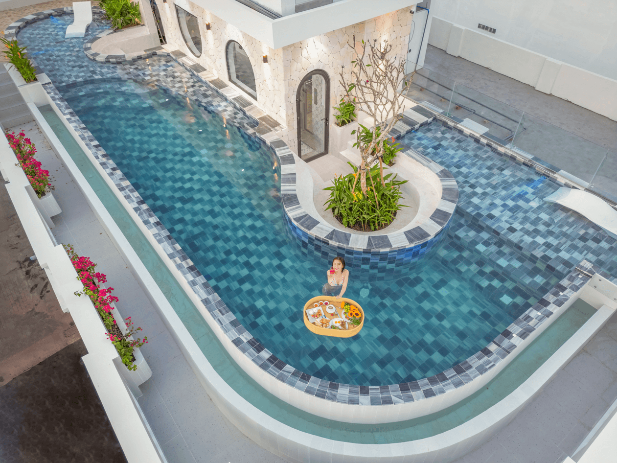 V Boutique Hotel - Complimentary refreshments photo 2