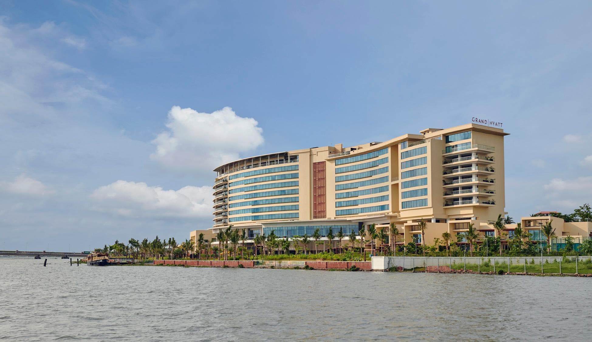 Grand Hyatt Kochi Bolgatty photo 3