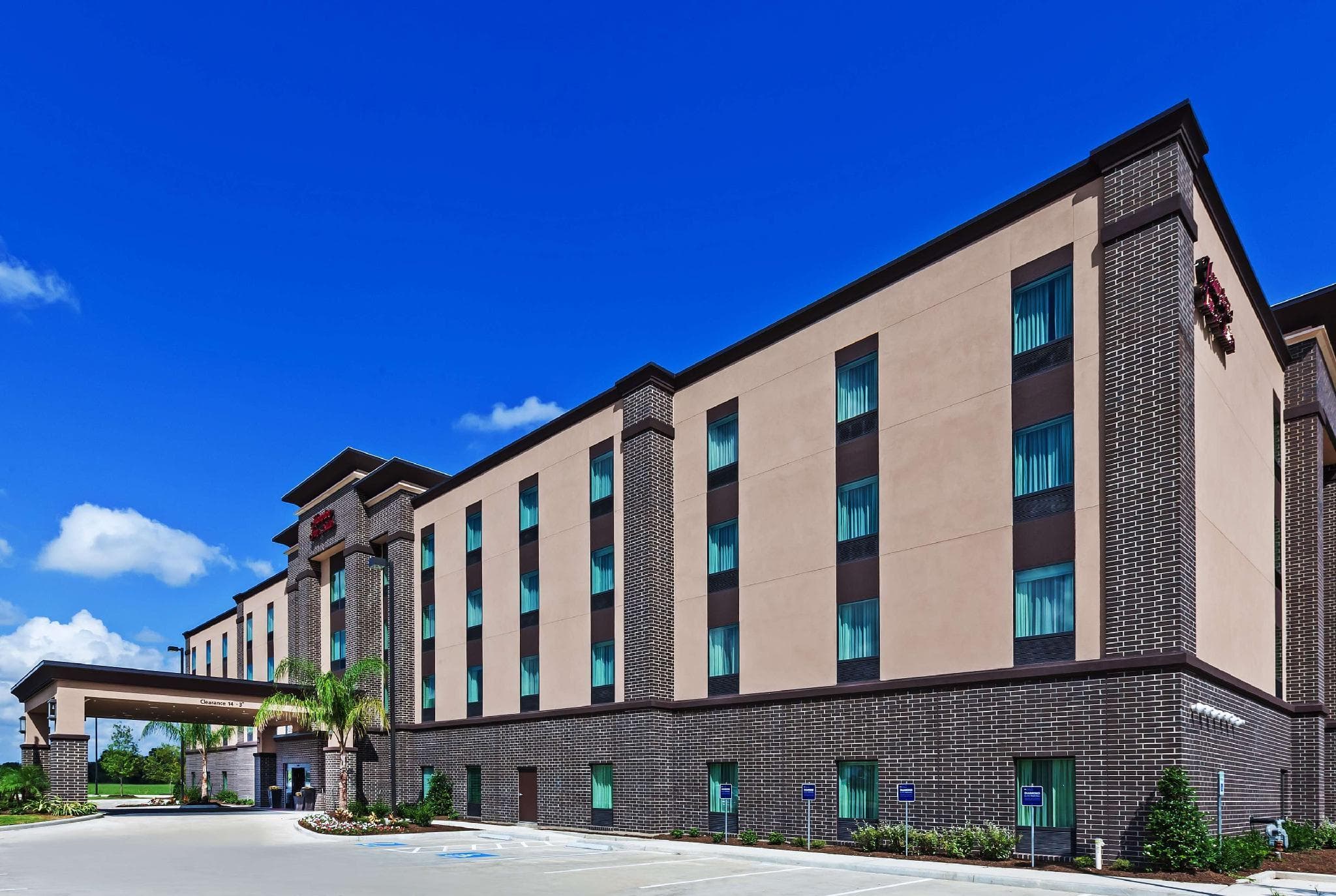 Hampton Inn & Suites Houston I-10 West Park Row photo 3