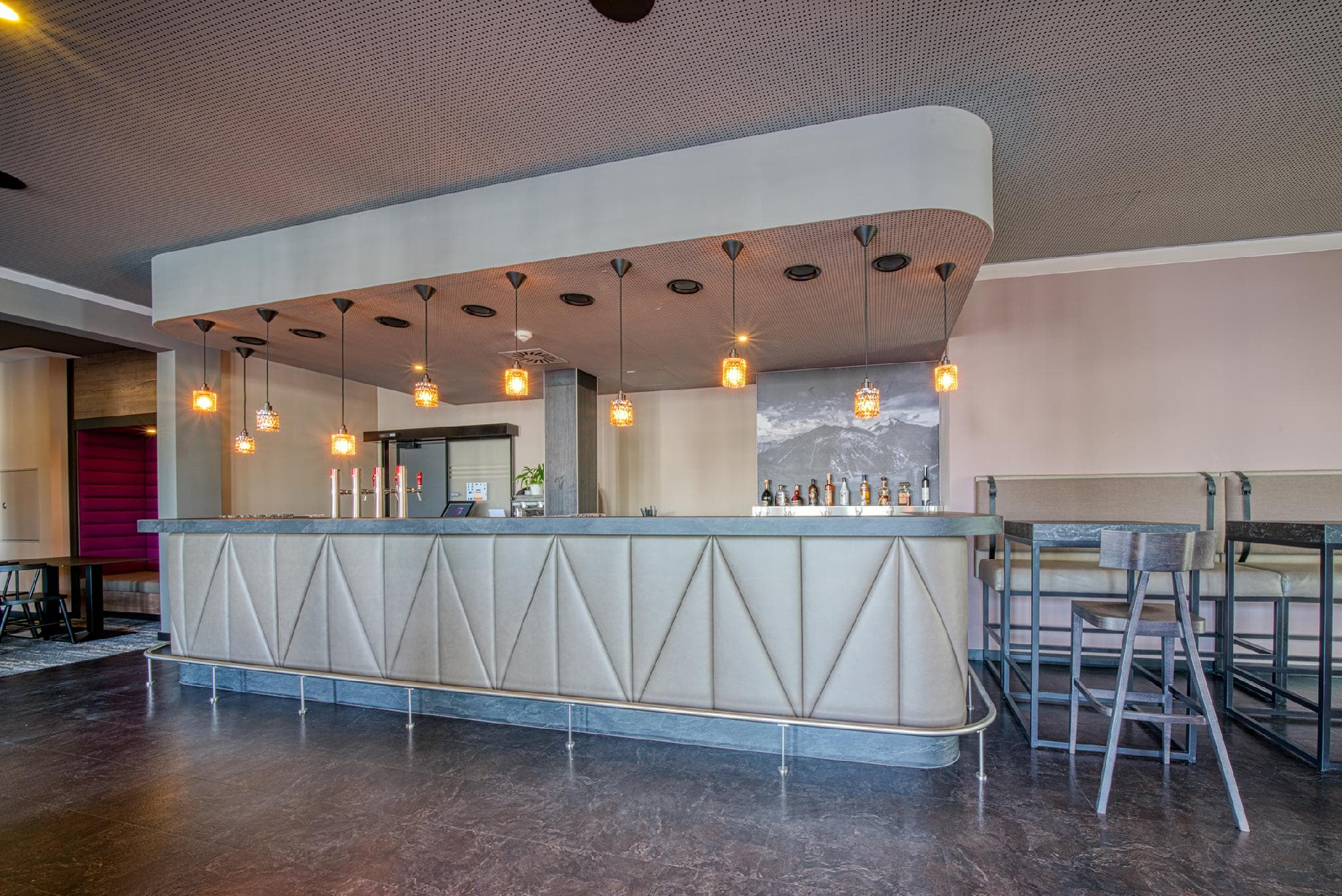FourSide Hotel Salzburg, Trademark Collection by Wyndham photo 3