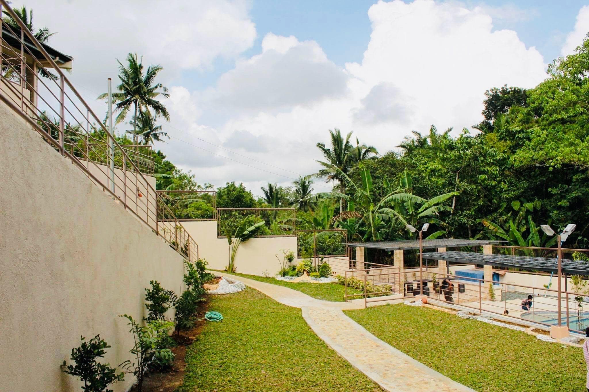 OYO 1067 Villa Sofia At Silang photo 3