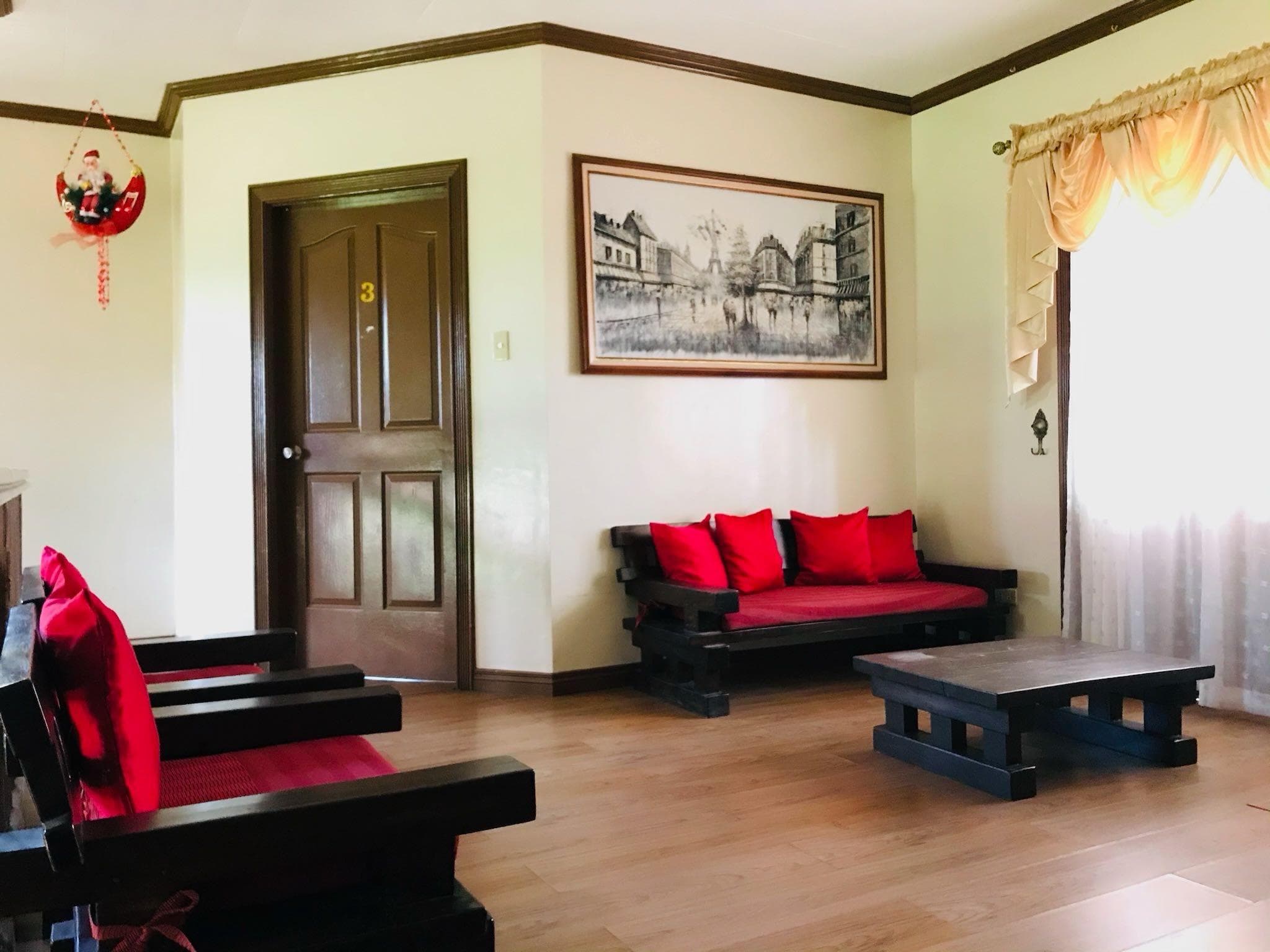 Villa Adelle At Silang photo 4