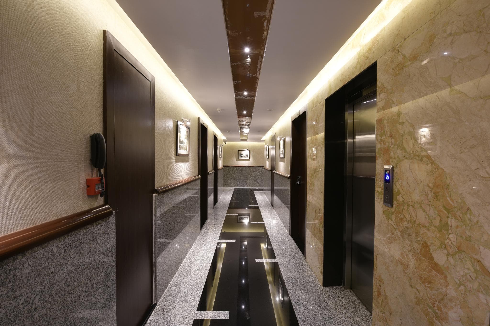 Hotel The Rising photo 2