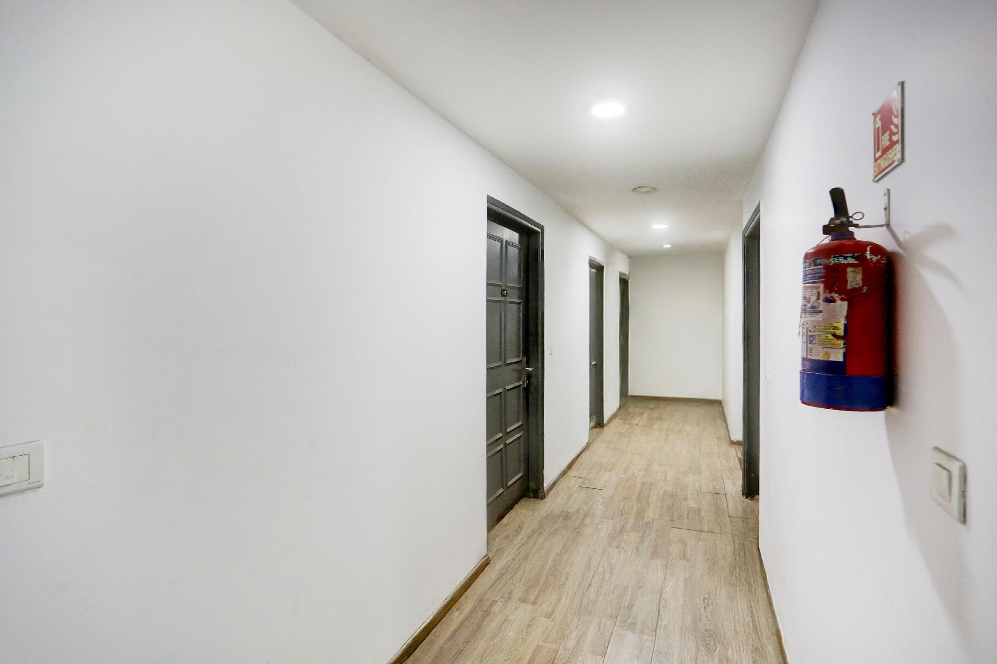 Super Townhouse Shahdara Near Yamuna Sports Complex Formerly Hotel Ipotel photo 5