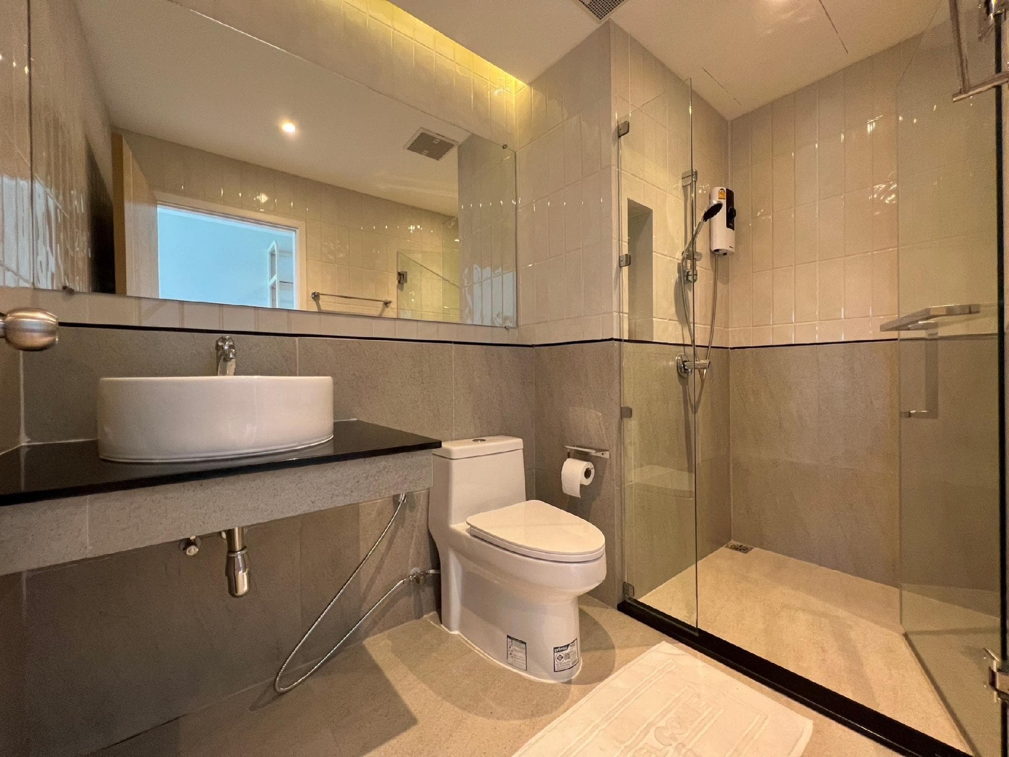The Way hotel Ban Pong photo 2