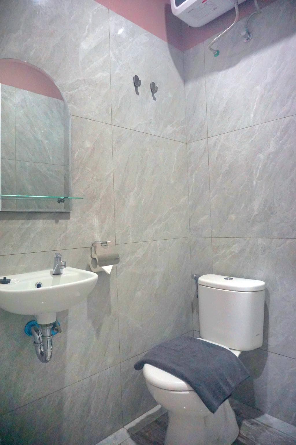 VNC ALAM SUTERA HOTEL photo 2