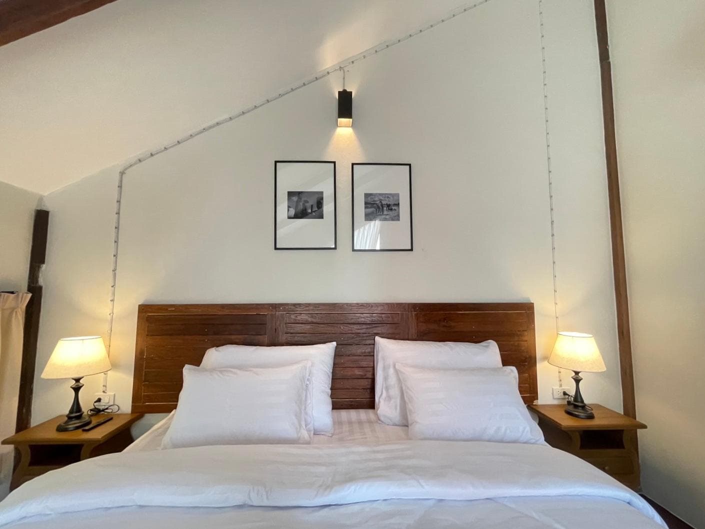 Baanrongmai canal Front Cafe & Homestay