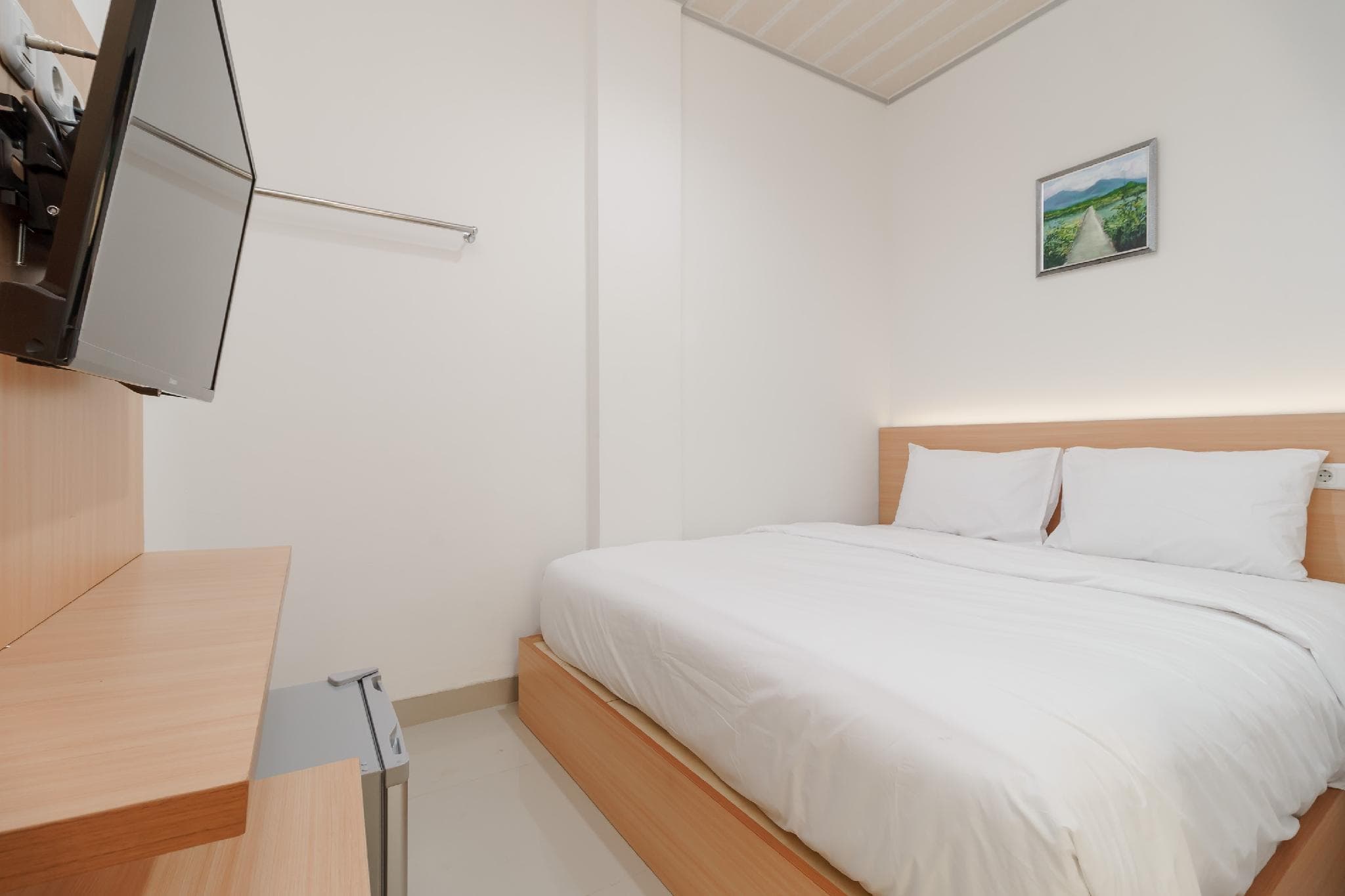 RedLiving Apartemen Royal Park Sentul by Bogor Staycation