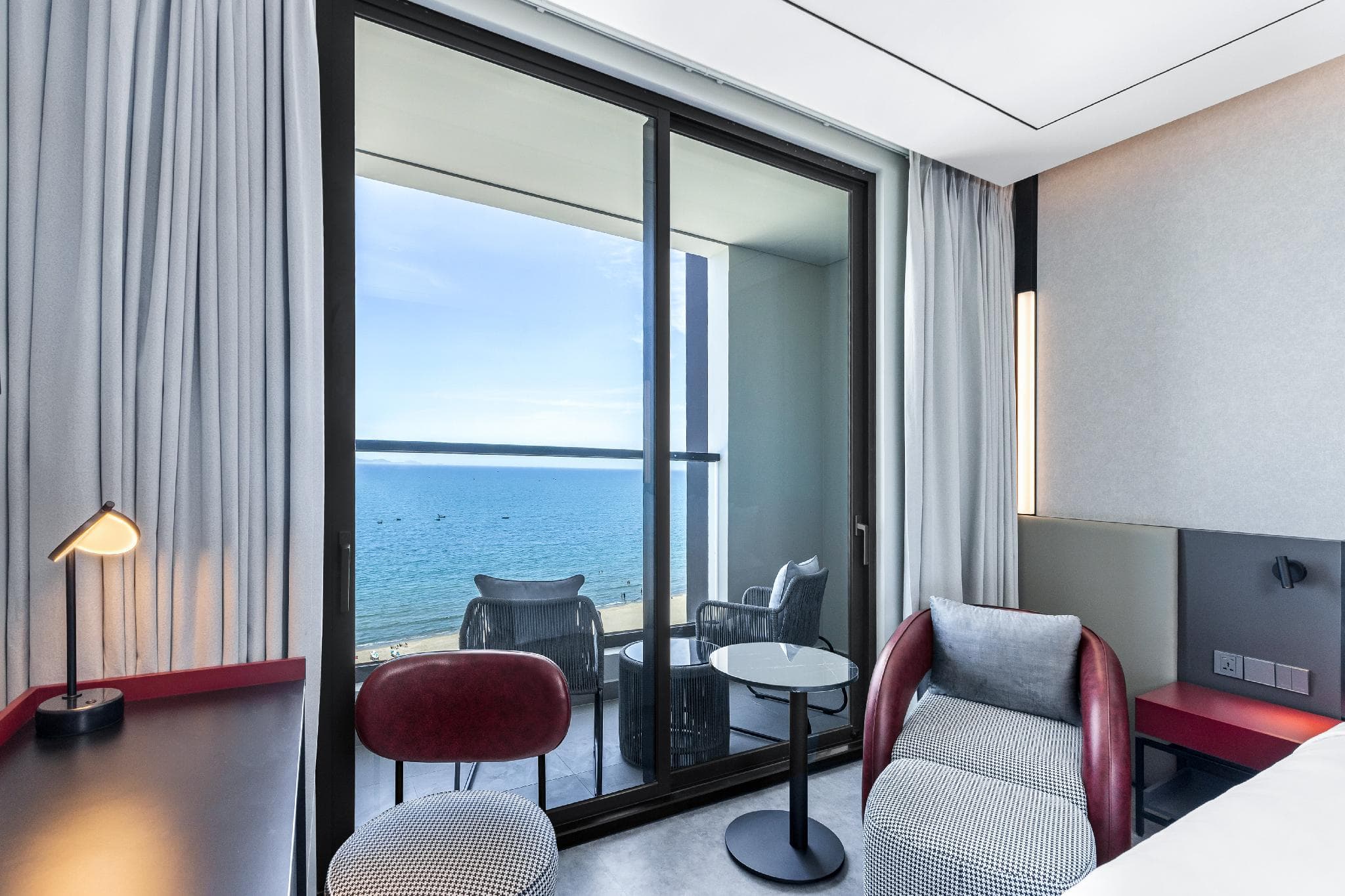 Radisson RED Danang photo 2