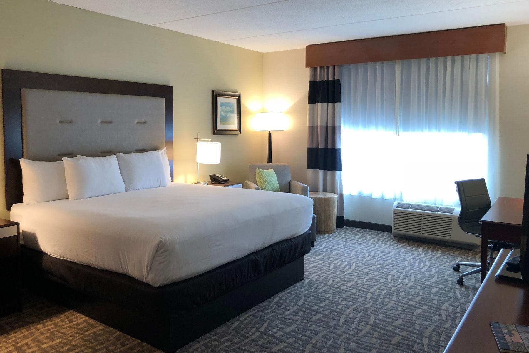 Wyndham Garden Buffalo Downtown photo 3