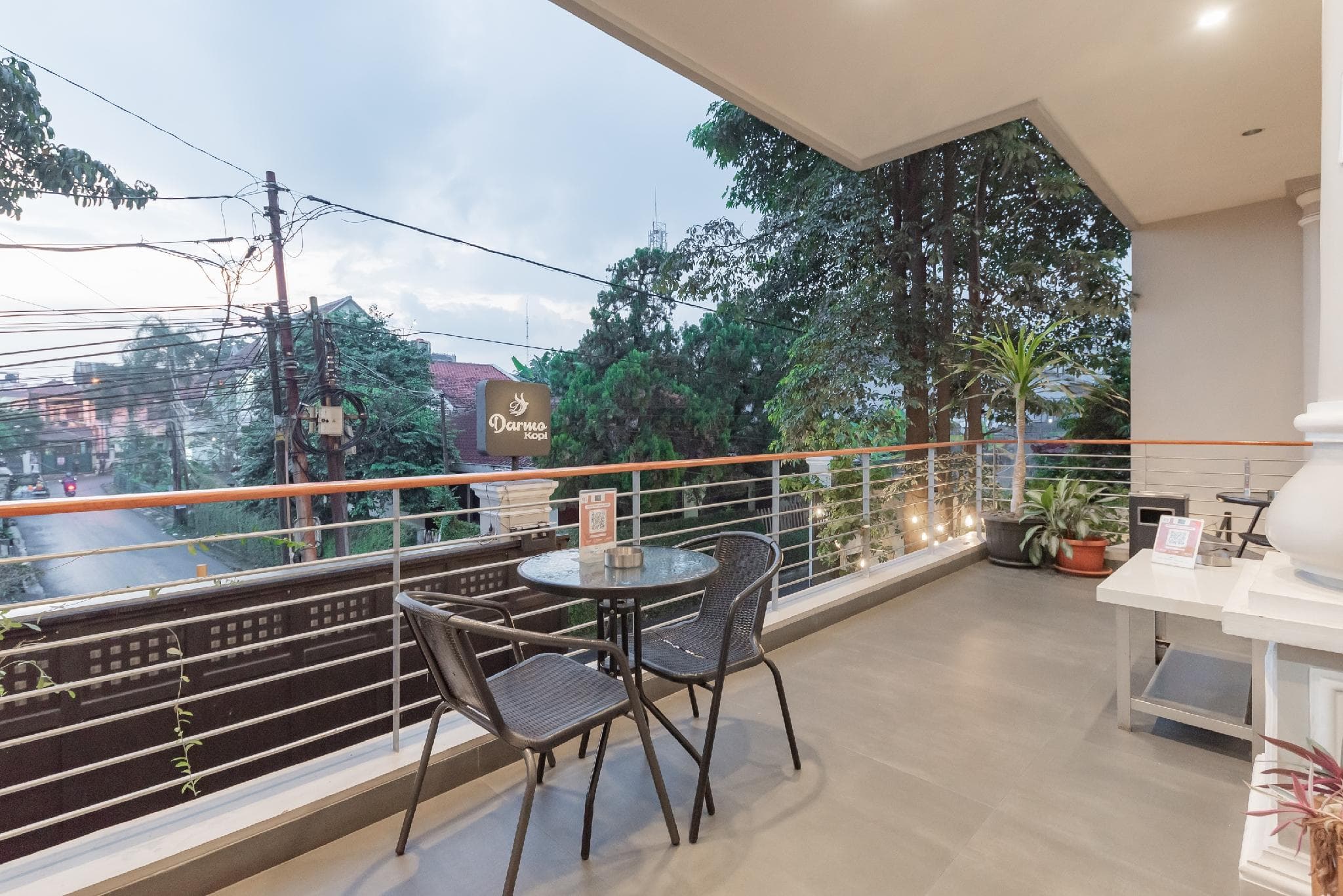 Urbanview Darmo Residence Bandung photo 5