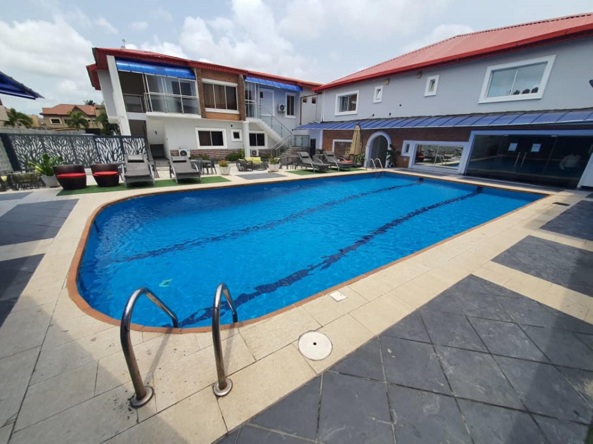 Aries Suites photo 5