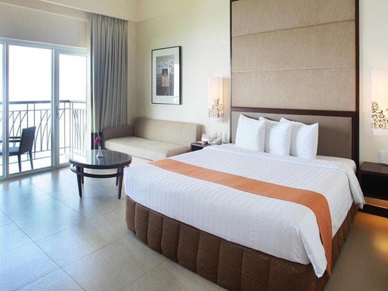 Taal Vista Hotel photo 2