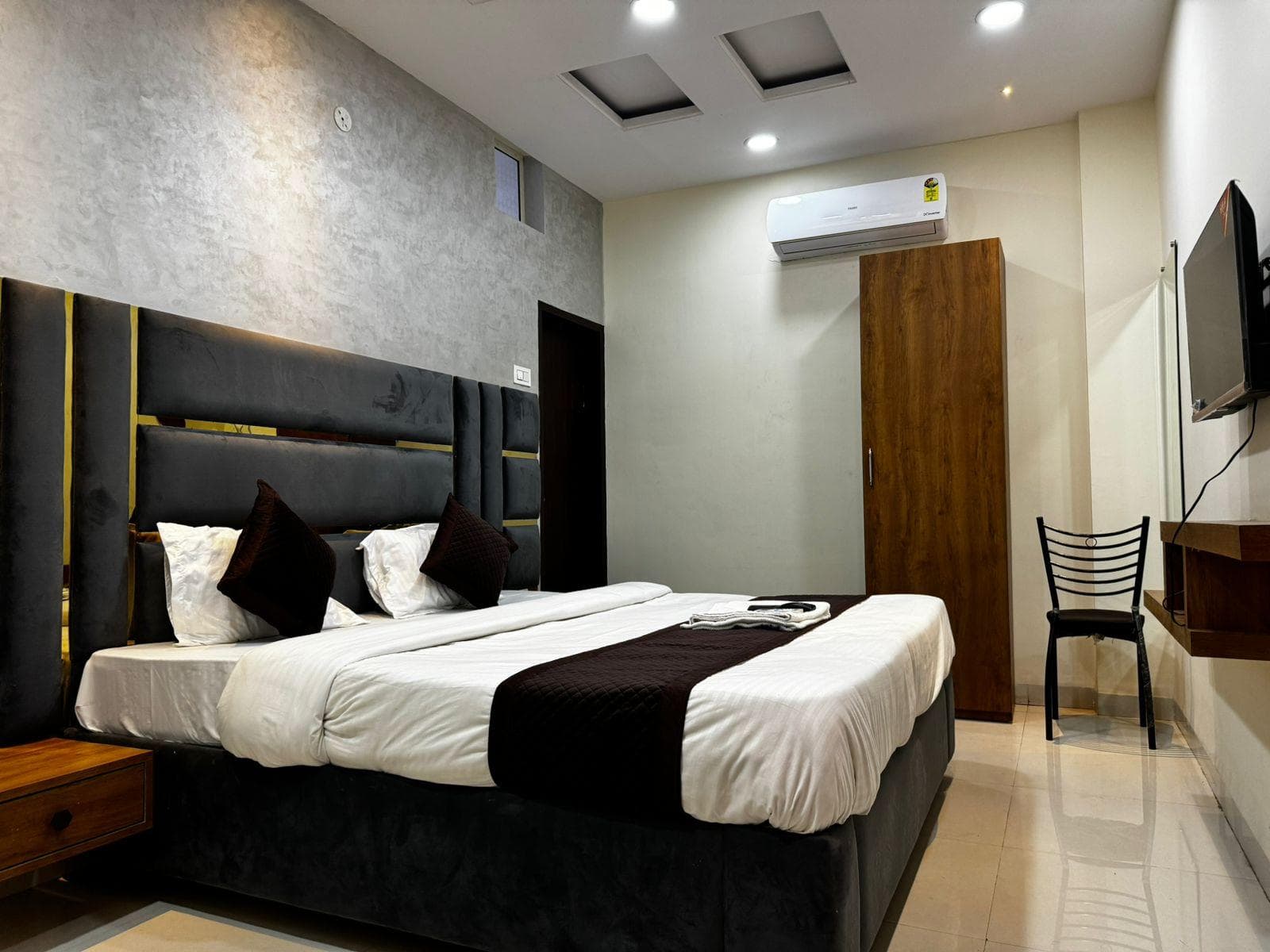 Hotel Apple Inn photo 2