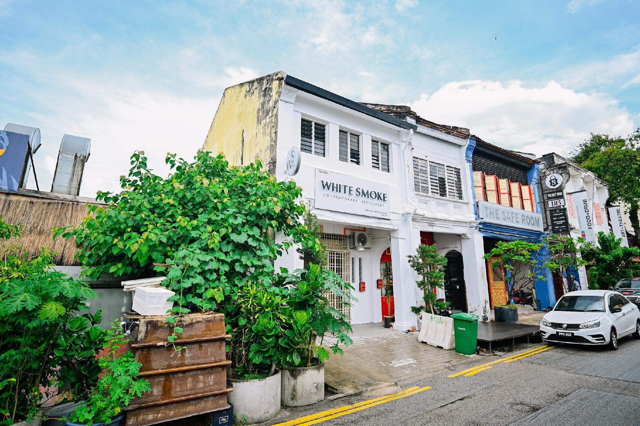 Swing & Pillows @ Armenian Victoria , Georgetown Penang photo 5