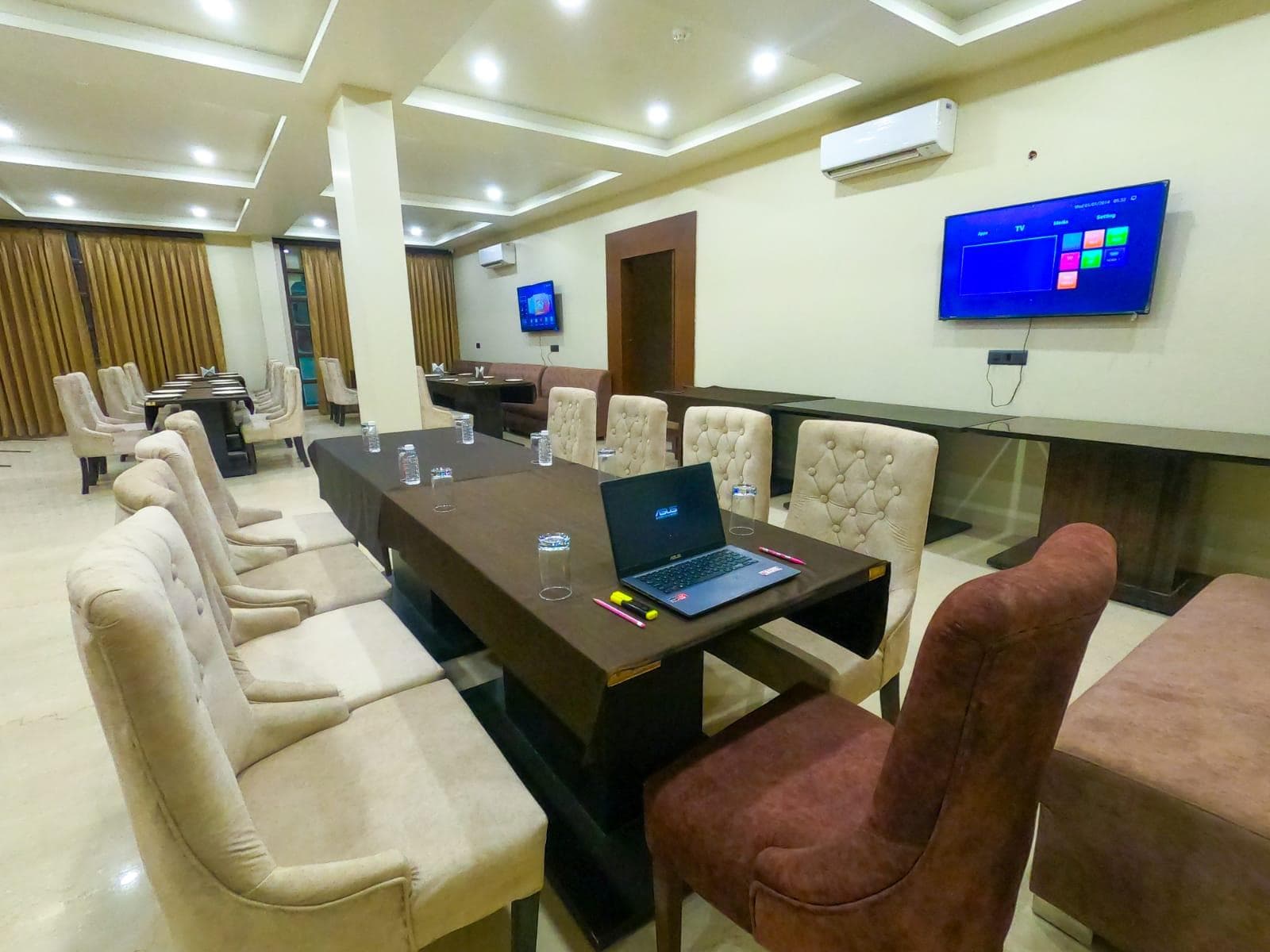 The Taj Vista Agra - Walking distance to Taj Mahal photo 5