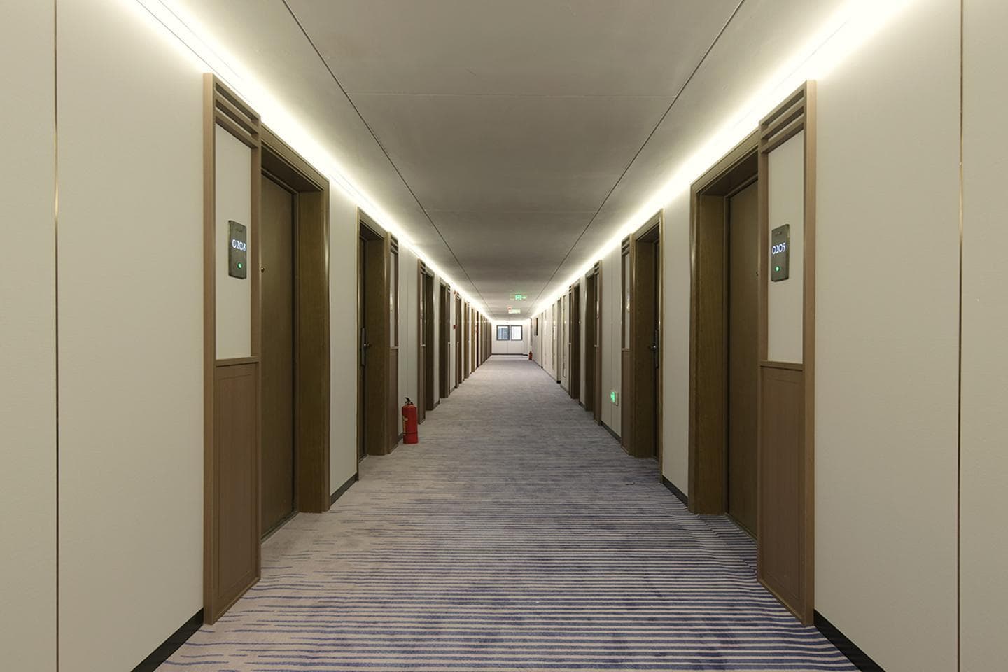 Poltton International Service Apartment Guangzhou Chimelong Wildlife Park photo 3