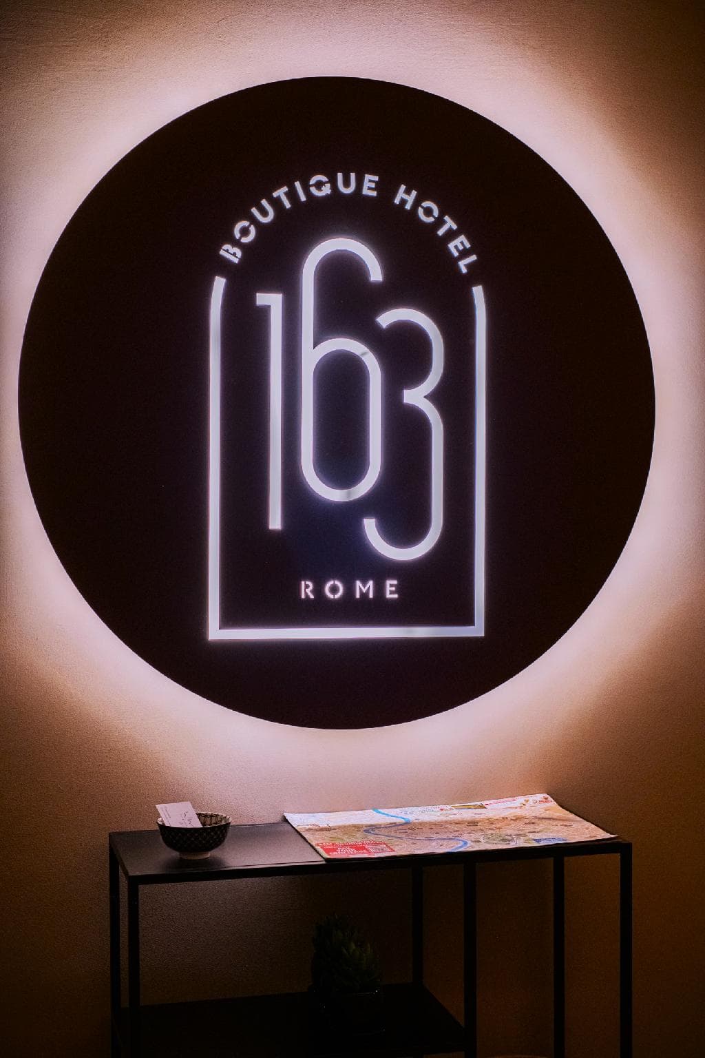 163 BOUTIQUE HOTEL