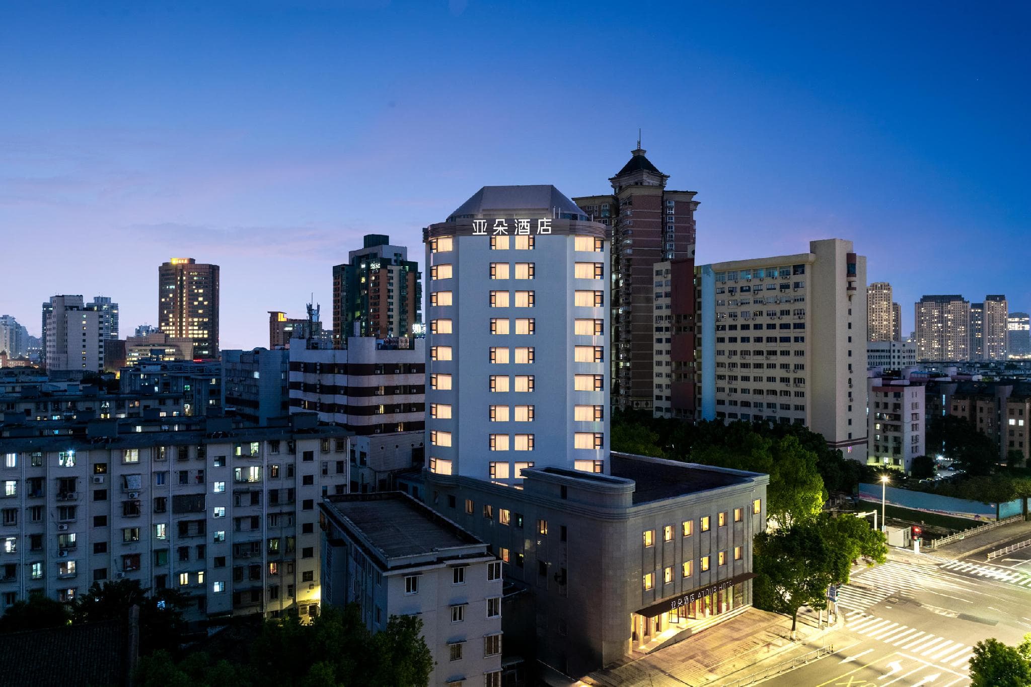 Atour Hotel Ningbo Railway Station Tianyi Pavilion
