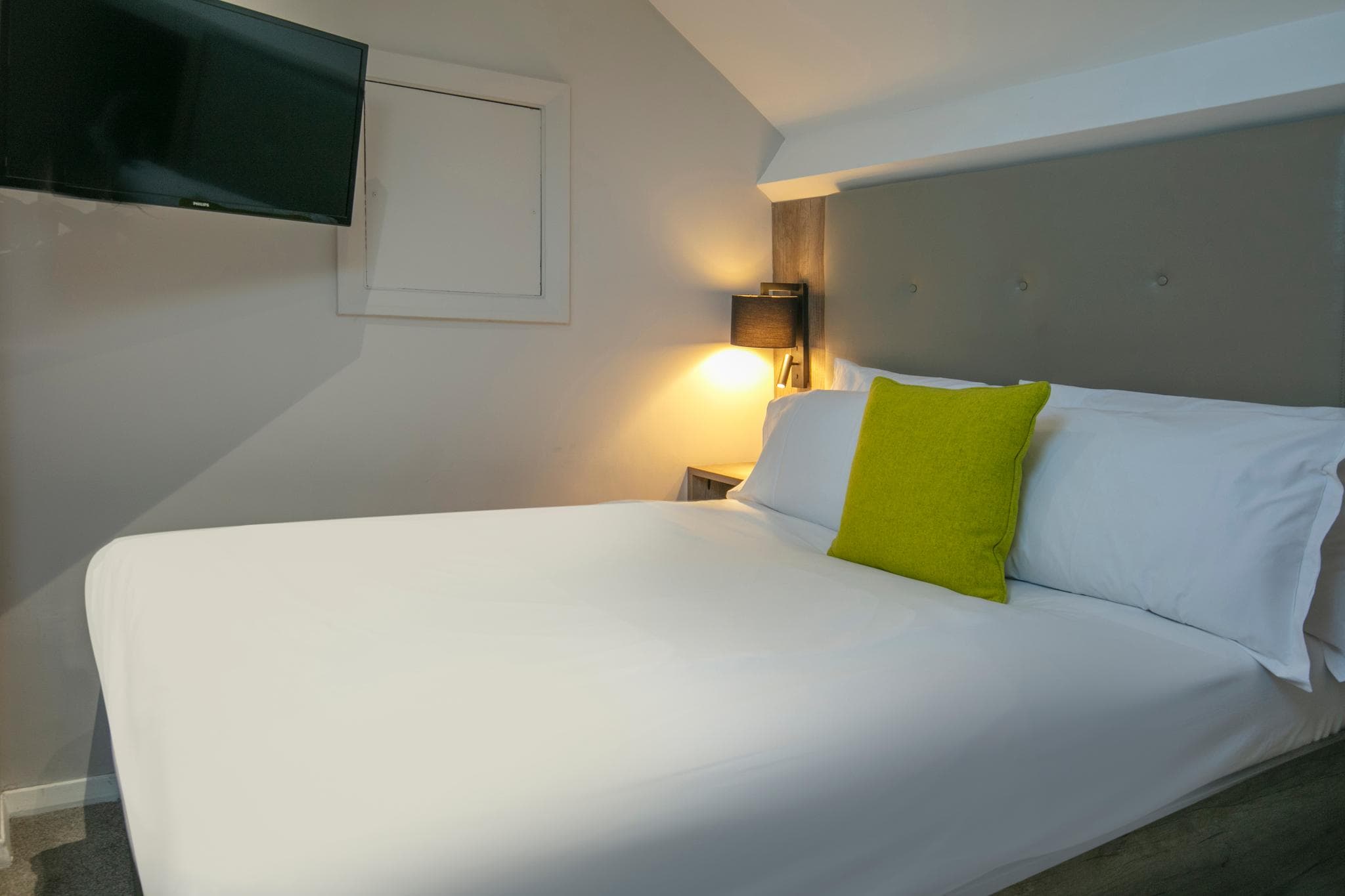 Crabwall Manor Hotel and Spa photo 2