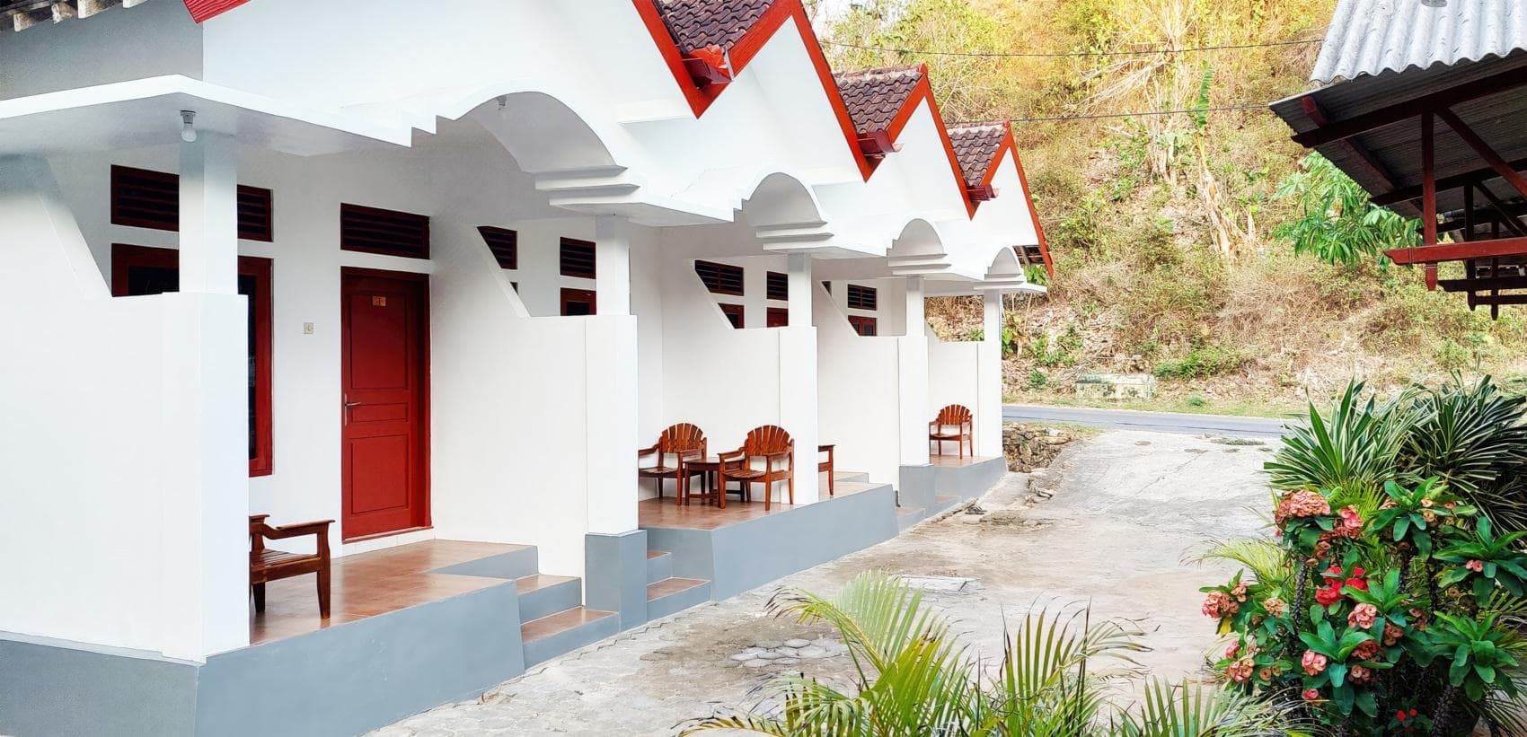 Sarwi Endah Beach Cottage photo 4