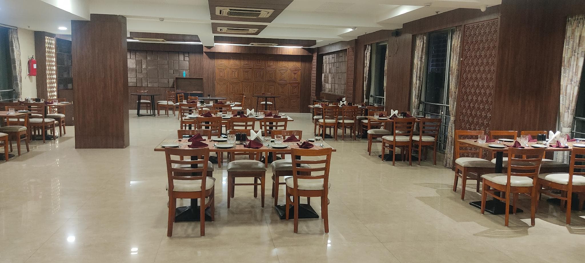 VIVOTEL HOTEL SURAT photo 4