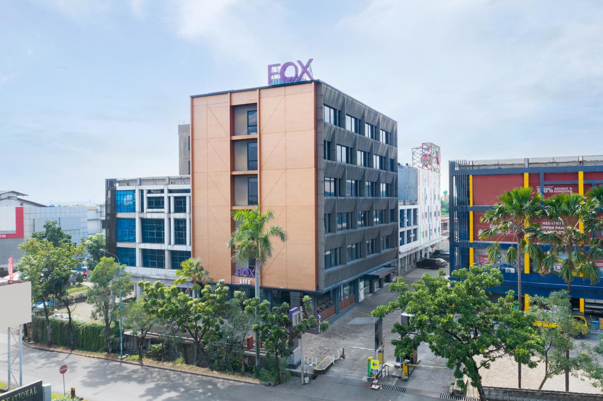 FOX Lite Hotel Cikarang photo 3