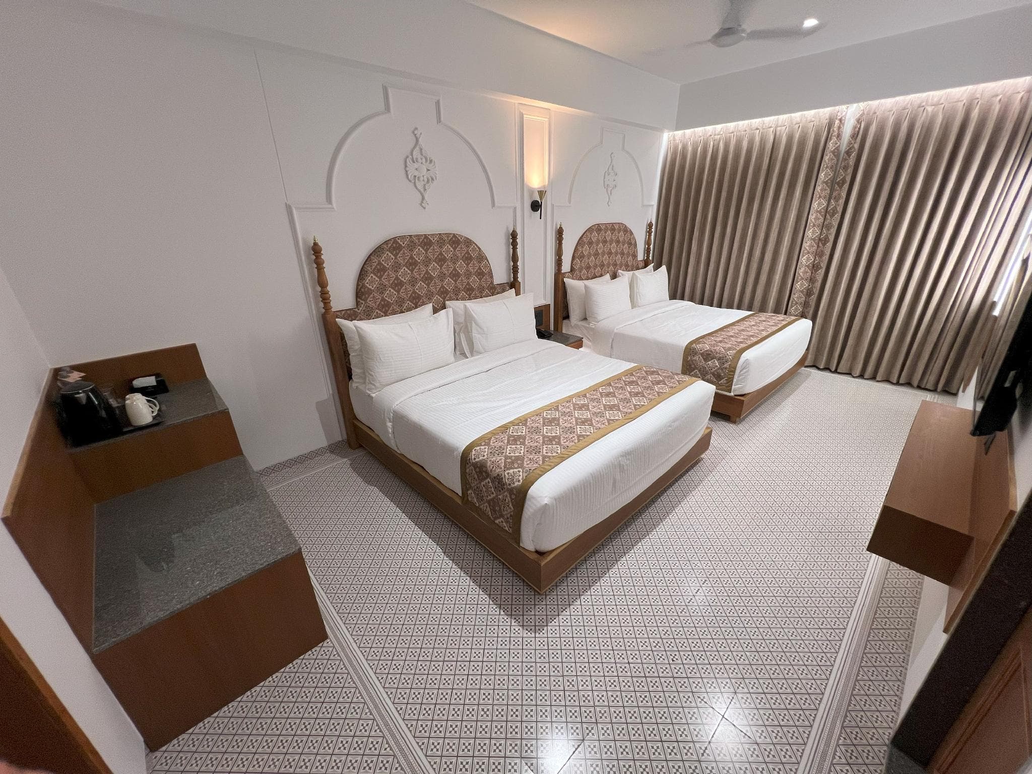 Haldi Kumkum Resort photo 2