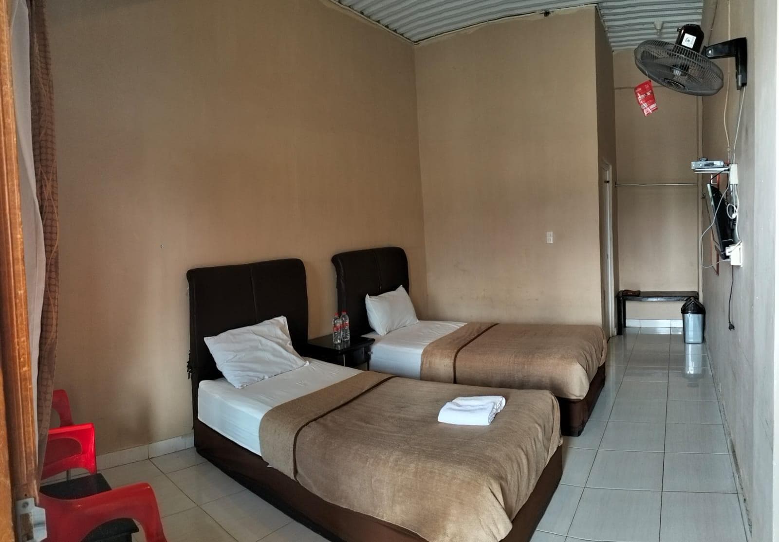 Raja Hotel Samosir photo 2