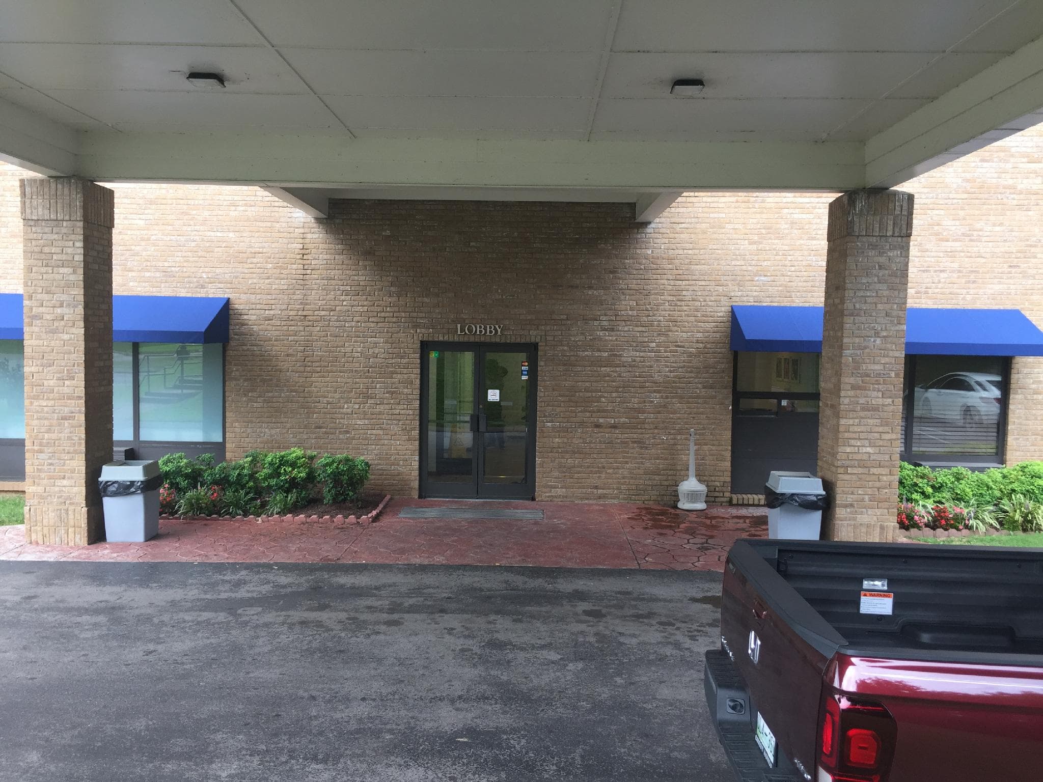 Motel 6 Phoenix, AZ - East photo 4