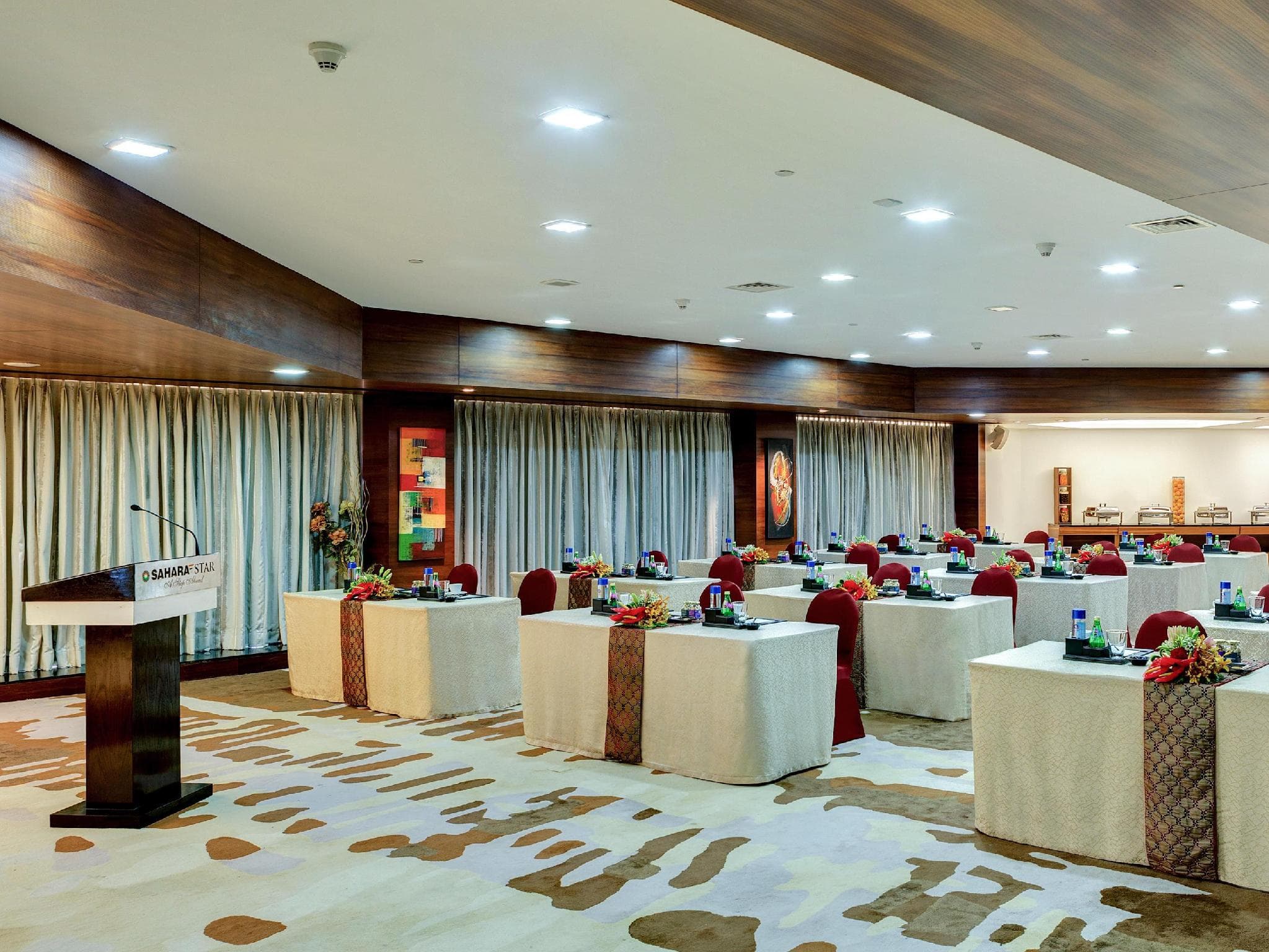Sahara Star Hotel photo 3