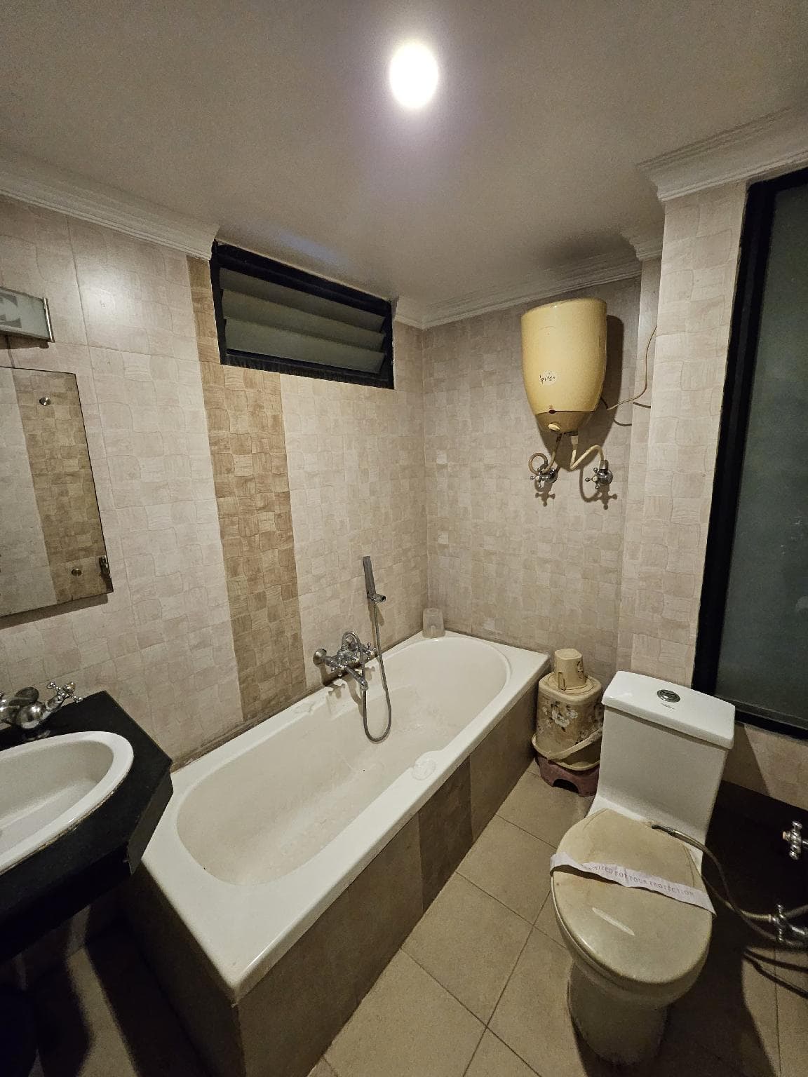 Hotel Valentines photo 2