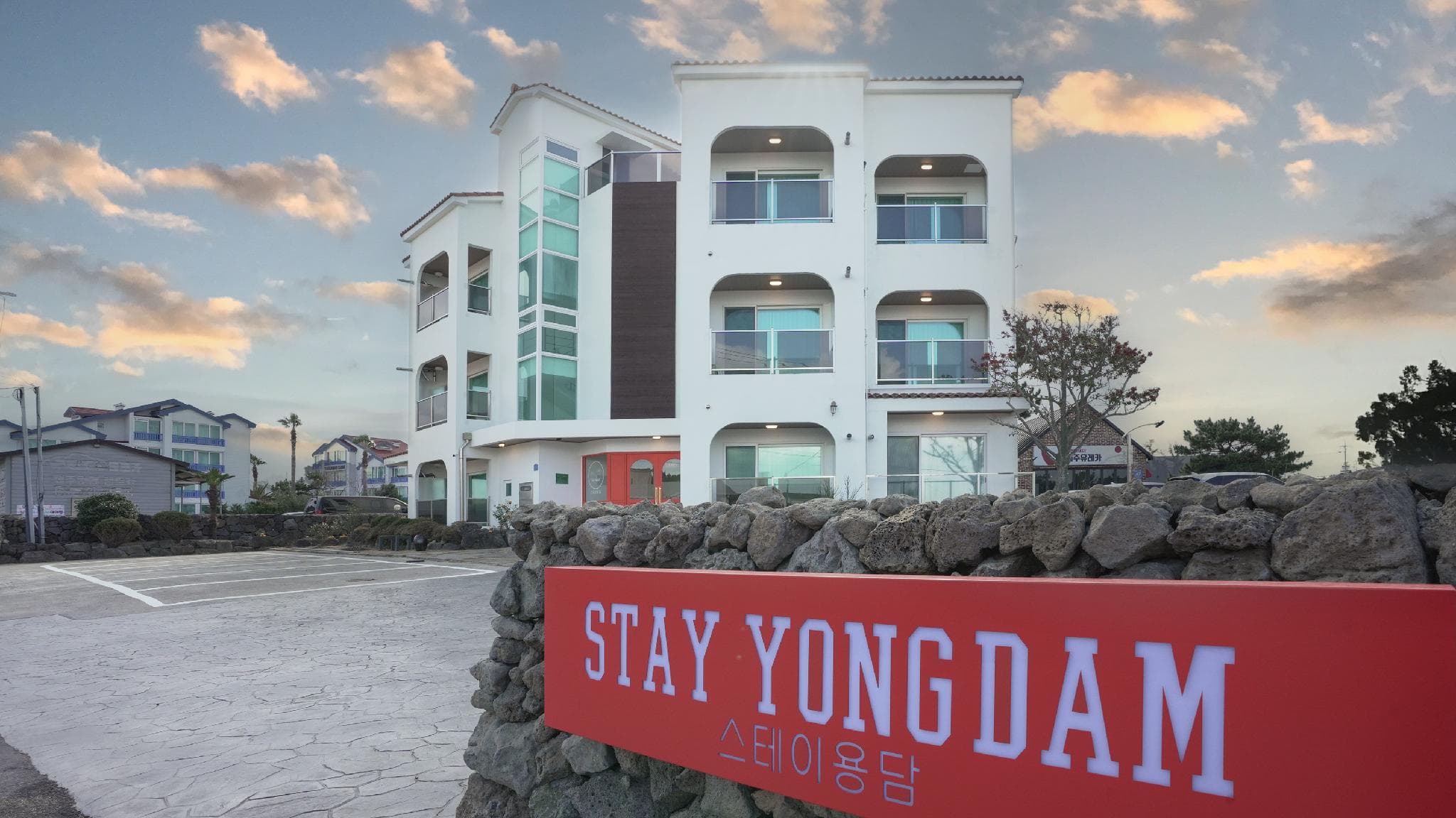 STAY YONGDAM photo 2