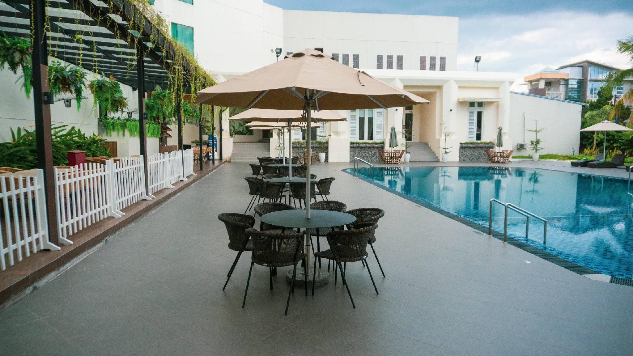 Emerald Garden International Hotel photo 5
