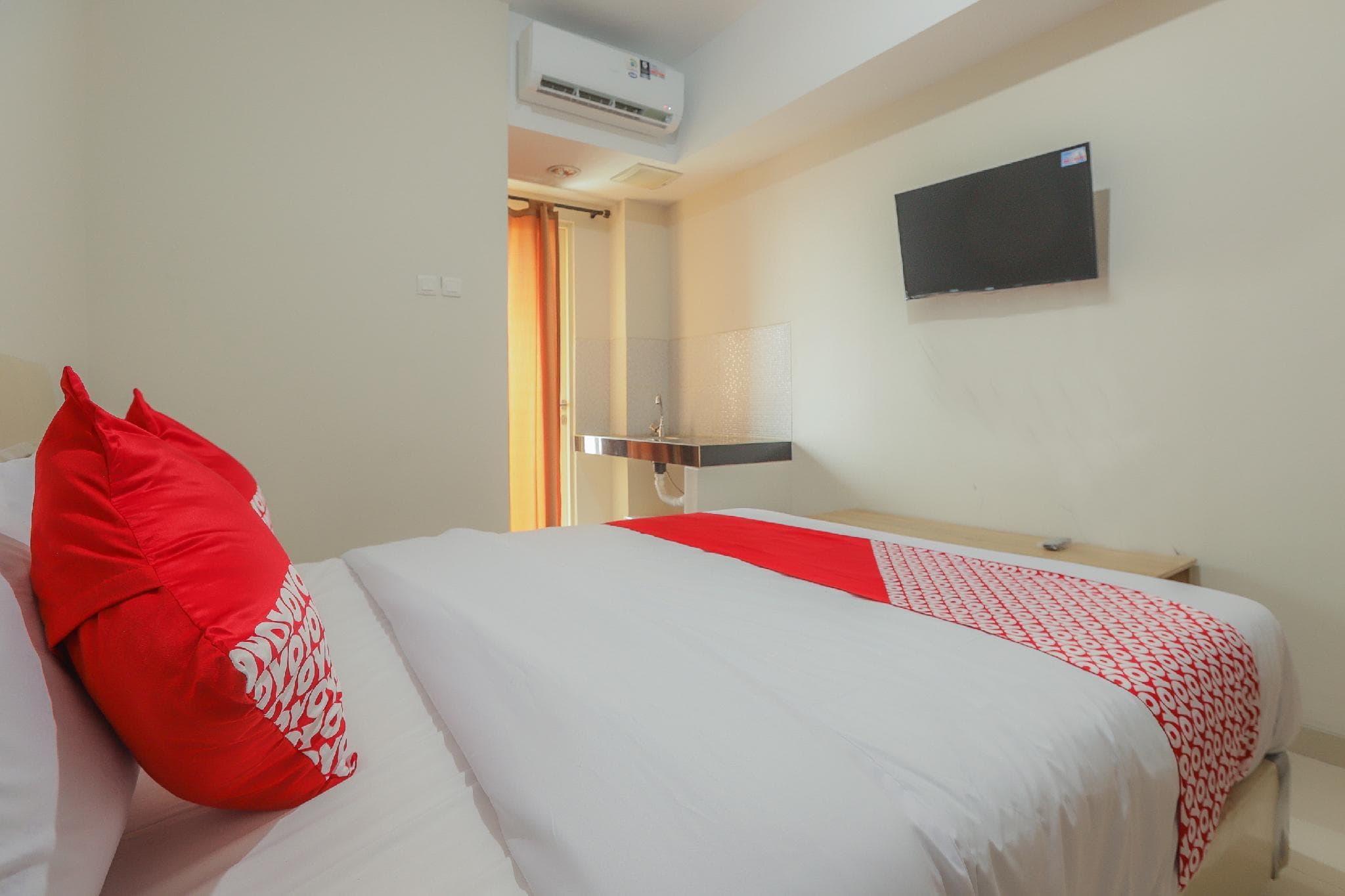 OYO 630 Green Lake View Cimanggis photo 3